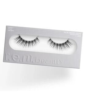 R.E.M Beauty Dream Lashes - Style: Provocateur - 1 Pair New in Box *T